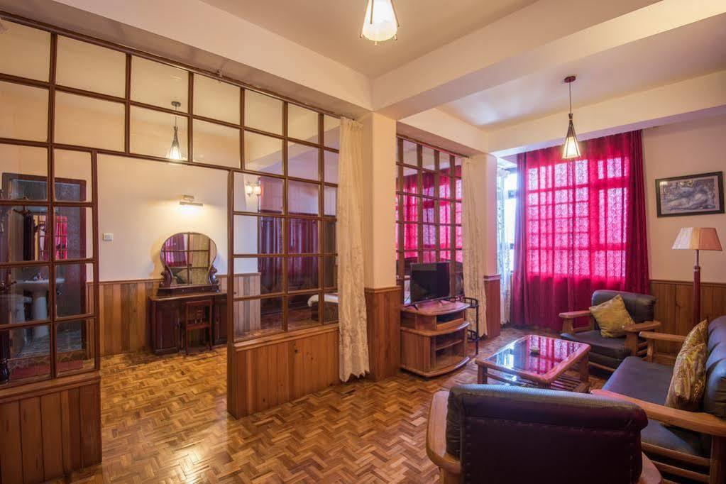 Sidlon Residency Hotel กังต็อก ภายนอก รูปภาพ
